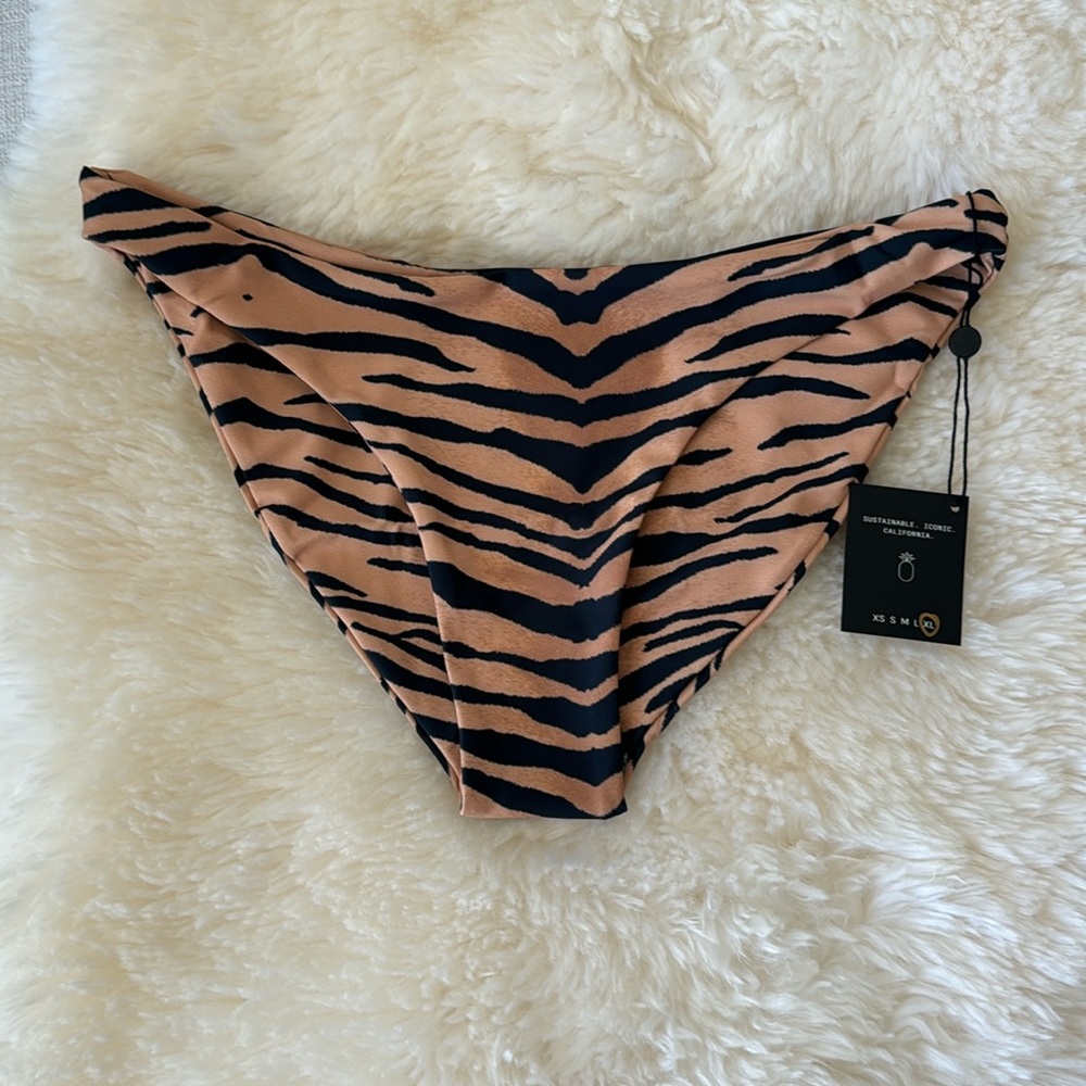 NWT XL Skatie Cheryl Malibu zebra bikini bottom